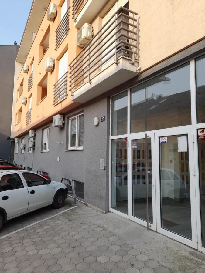 Apartament Nikola Ns Nowy Sad Zewnętrze zdjęcie